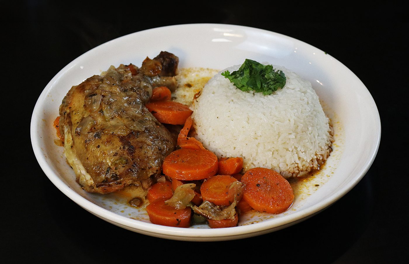 Pechuga al jugo con arroz